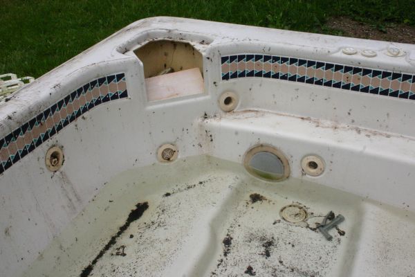 Hot Tub Removal in Fort Walton Beach