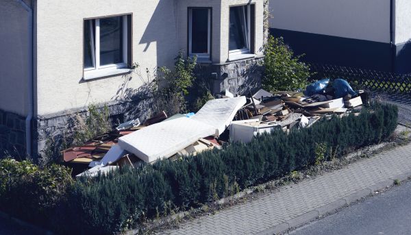Yard Junk Removal in Fort Walton Beach